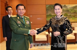 Chủ tịch Quốc hội Nguyễn Thị Kim Ngân tiếp Thống tướng Myanmar